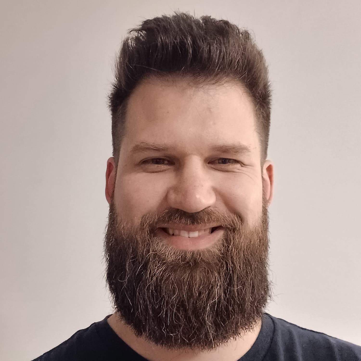 Dr Miklós Gergely